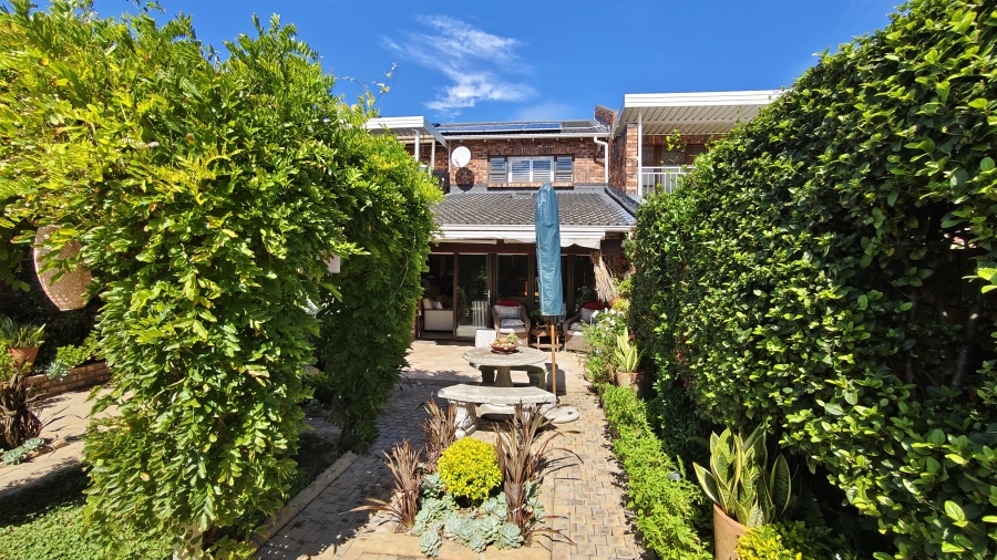 3 Bedroom Property for Sale in Humewood Eastern Cape